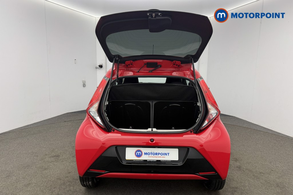 Used Toyota AYGO 2020 for sale - 76402829: Photo 27