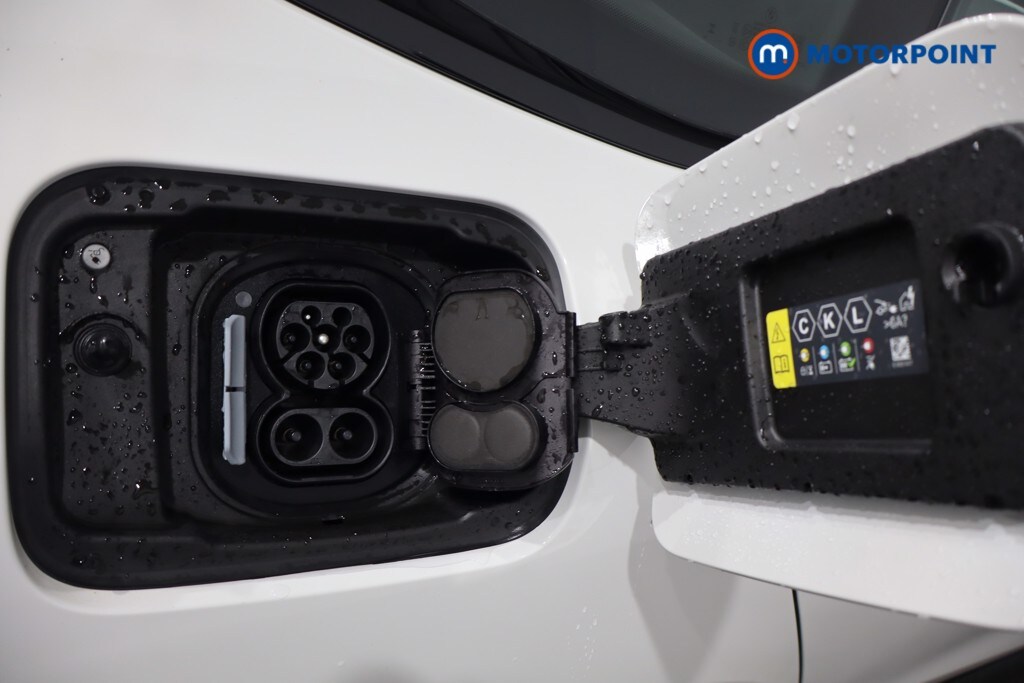 Used BMW i4 for sale - 77364712: Photo 43