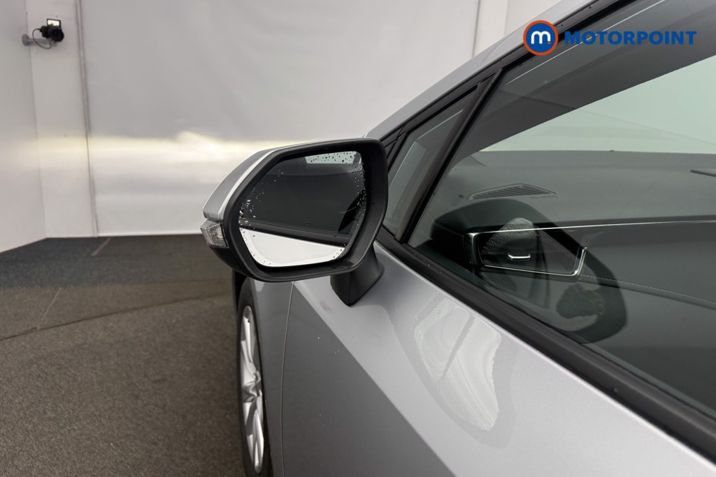 Used Toyota Corolla 2023 for sale - 76958123: Photo 39