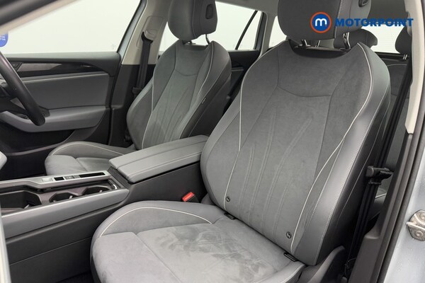 Used Volkswagen Passat 2025 for sale - 76290917: Photo 11
