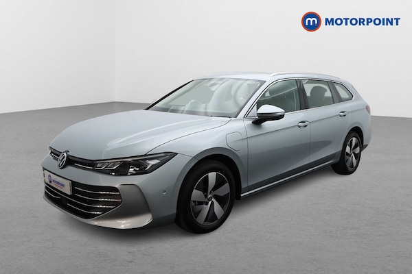 Used Volkswagen Passat 2025 for sale - 76290917: Photo 3