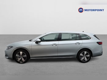 Used Volkswagen Passat 2025 for sale - 76290917: Photo 4