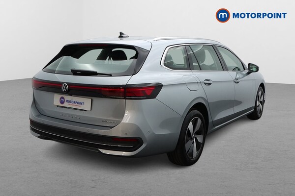 Used Volkswagen Passat 2025 for sale - 76290917: Photo 7