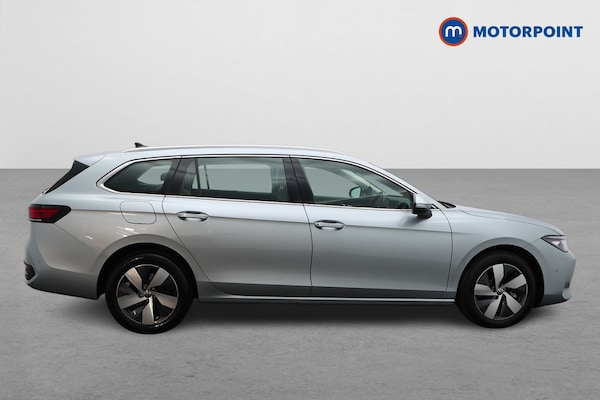 Used Volkswagen Passat 2025 for sale - 76290917: Photo 8