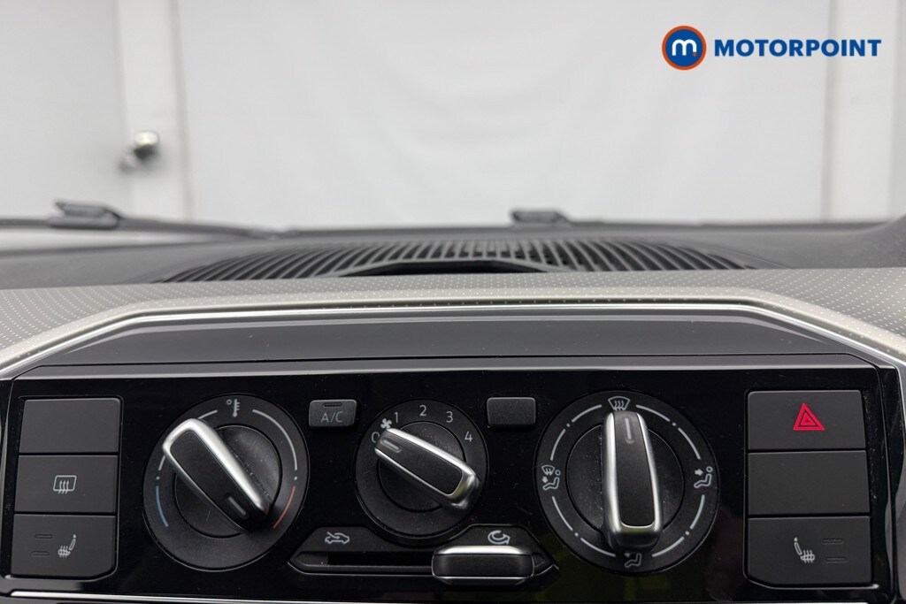 Used Volkswagen up! 2018 for sale - 77516711: Photo 23