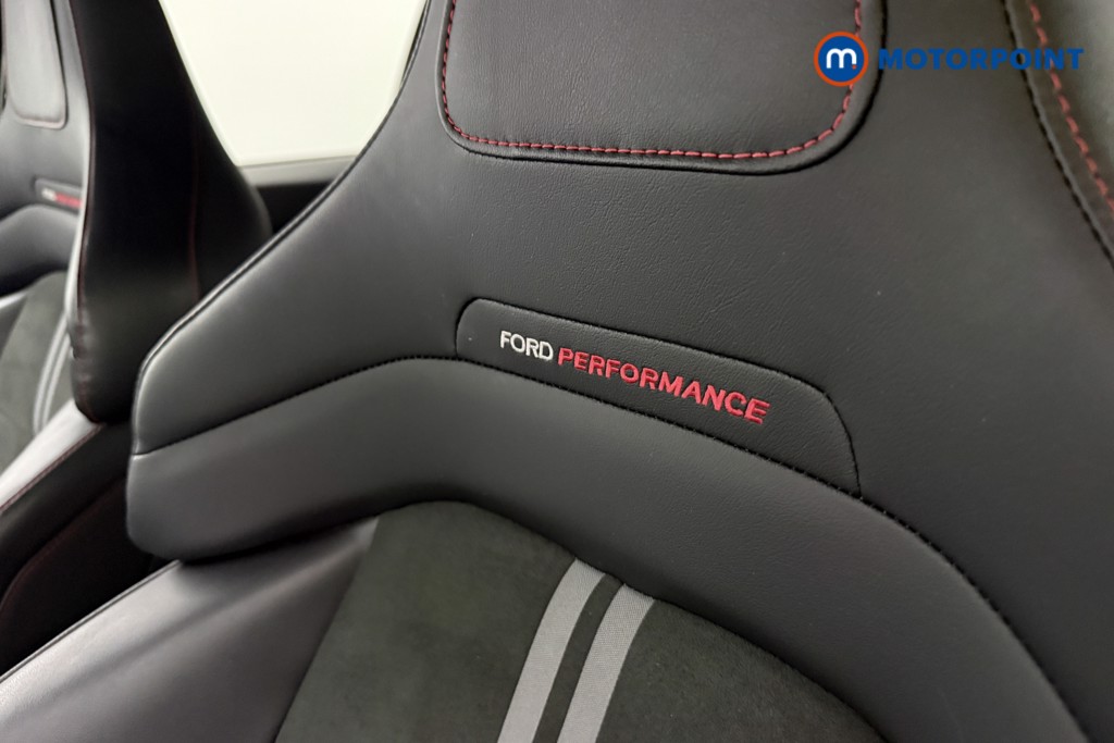 Used Ford Focus 2023 for sale - 76905604: Photo 12