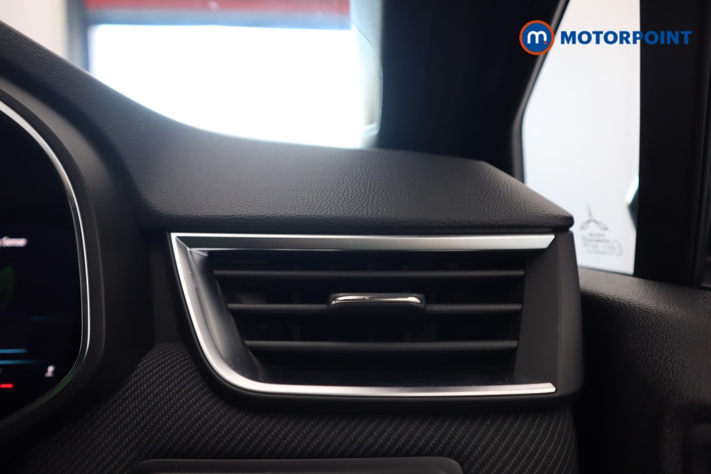 Used Renault Clio for sale - 77077580: Photo 19