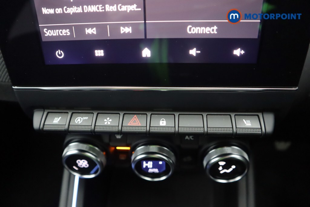 Used Renault Clio for sale - 77077580: Photo 22