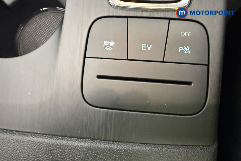 Used Ford Kuga 2021 for sale - 76972184: Photo 32