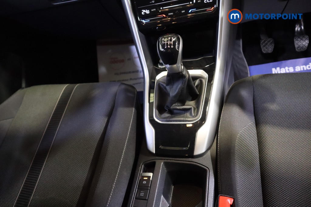 Used Volkswagen T-Roc 2022 for sale - 76895666: Photo 14