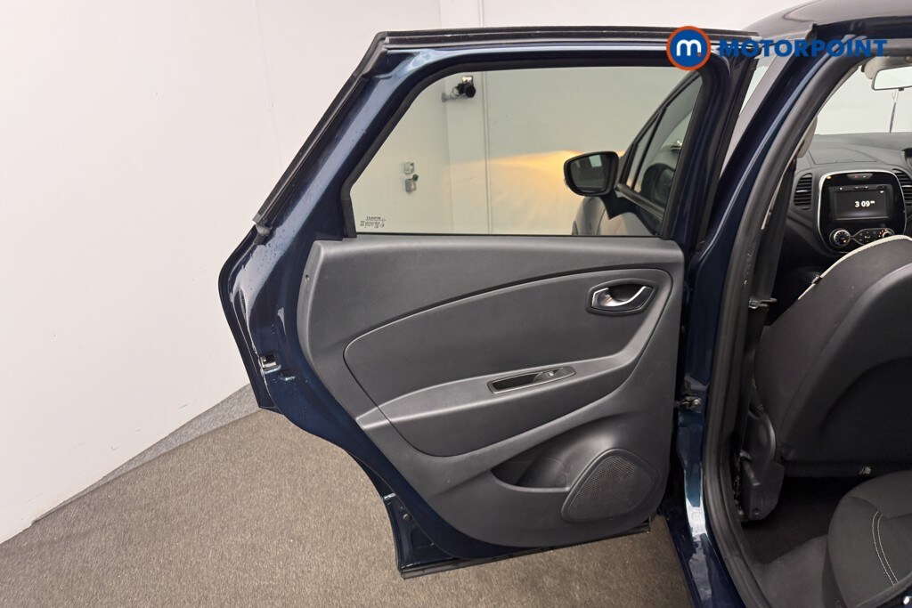 Used Renault Captur 2019 for sale - 77741186: Photo 14