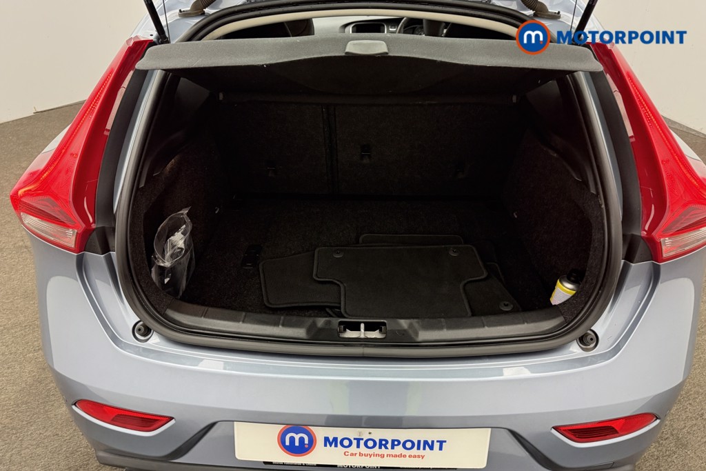 Used Volvo V40 2019 for sale - 76972141: Photo 13