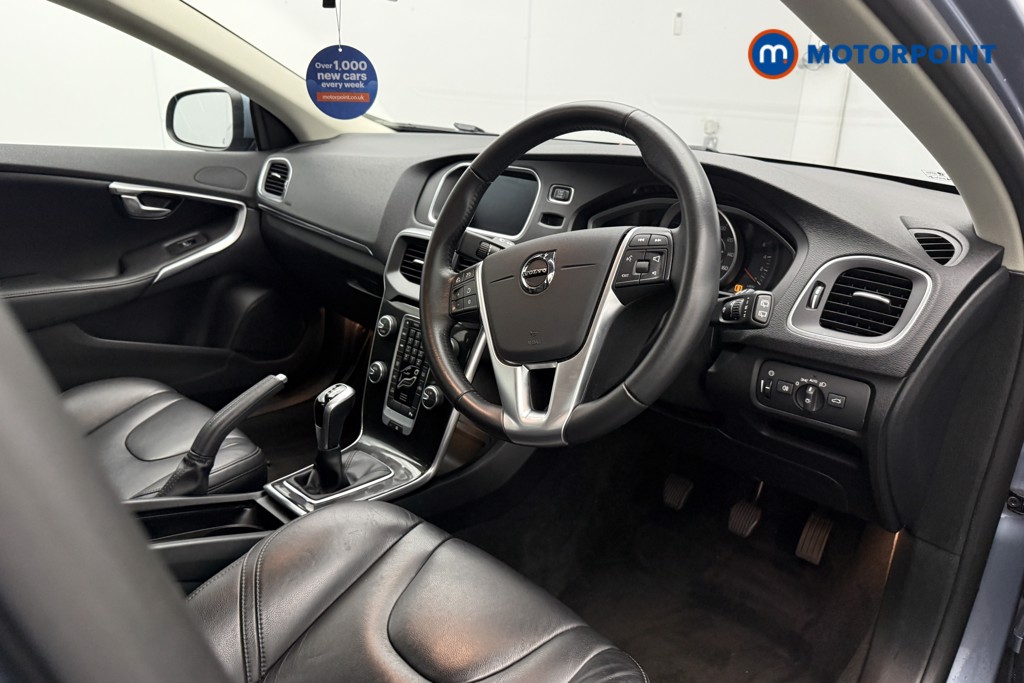 Used Volvo V40 2019 for sale - 76972141: Photo 14