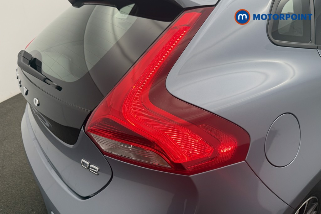 Used Volvo V40 2019 for sale - 76972141: Photo 24