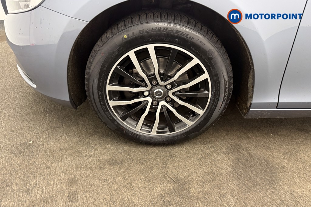 Used Volvo V40 2019 for sale - 76972141: Photo 32