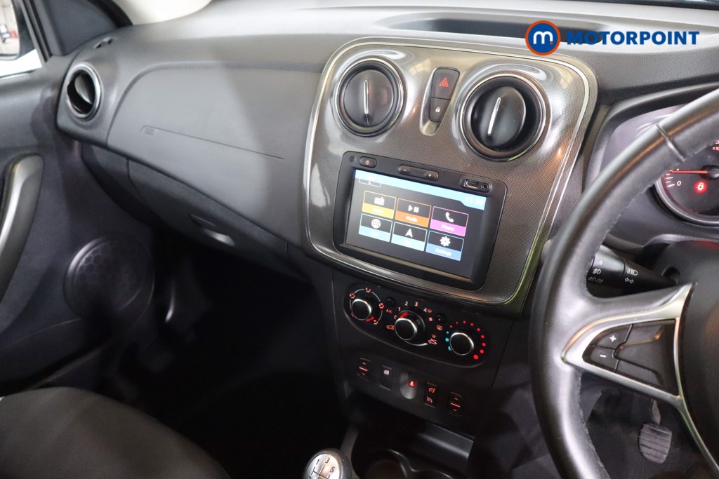 Used Dacia Sandero Stepway 2020 for sale - 76758337: Photo 11