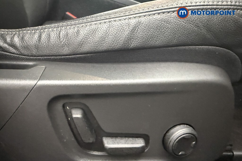 Used Volvo XC40 2021 for sale - 77505872: Photo 25