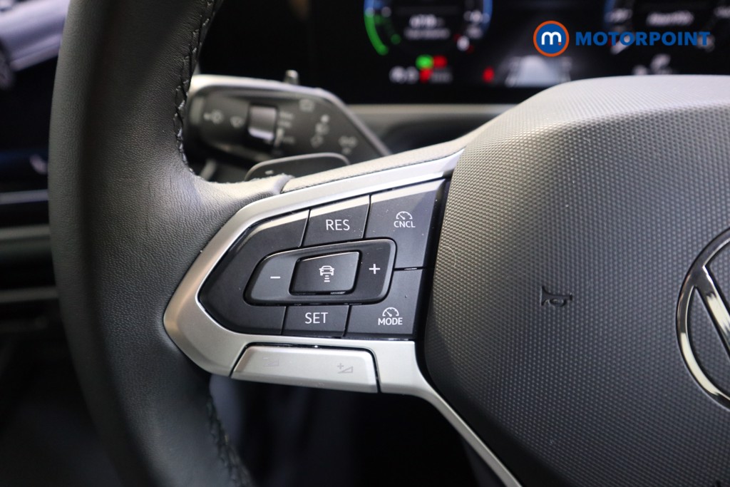 Used Volkswagen Passat 2025 for sale - 76394292: Photo 11