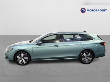 Used Volkswagen Passat 2025 for sale - 76394292: Photo