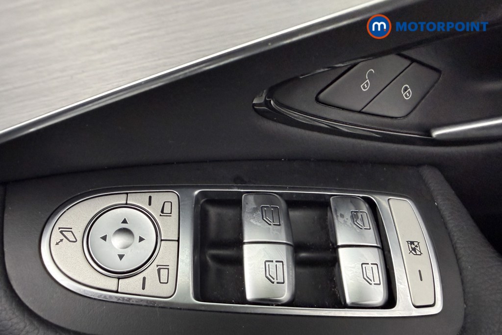 Used Mercedes-Benz GLC 2022 for sale - 76322619: Photo 29