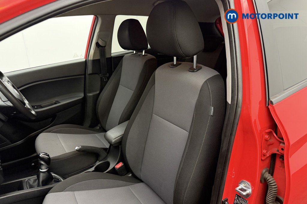 Used Hyundai i20 2018 for sale - 76127784: Photo 10