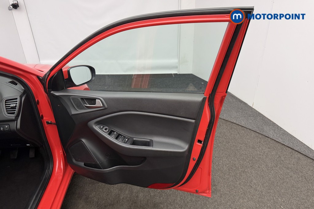 Used Hyundai i20 2018 for sale - 76127784: Photo 22