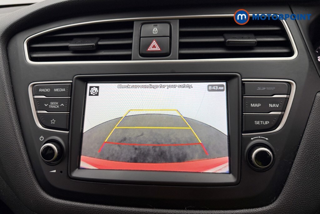 Used Hyundai i20 2018 for sale - 76127784: Photo 31