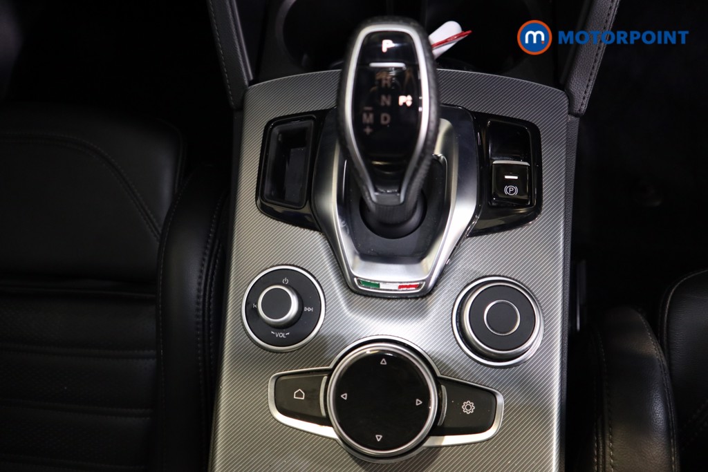 Used Alfa Romeo Stelvio 2020 for sale - 76508521: Photo 16