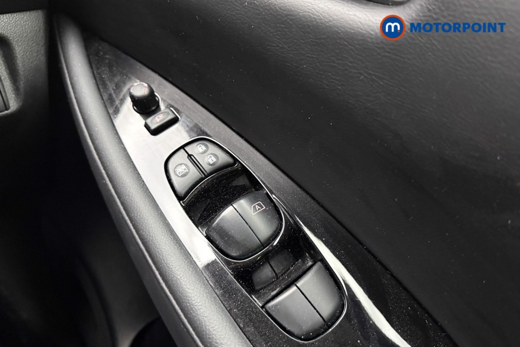 Used Nissan Leaf 2020 for sale - 77199198: Photo 24