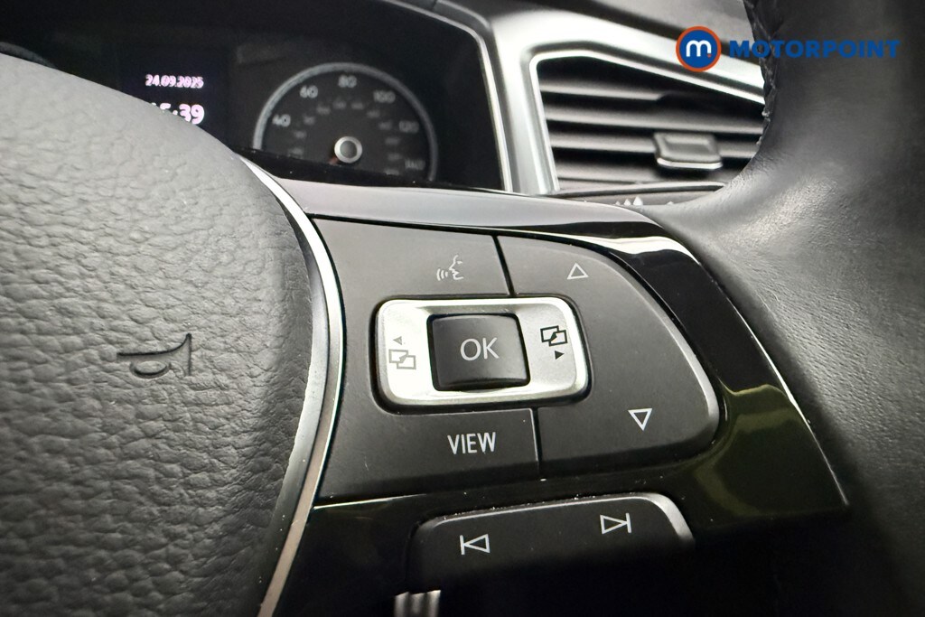 Used Volkswagen T-Roc 2021 for sale - 76056329: Photo 23