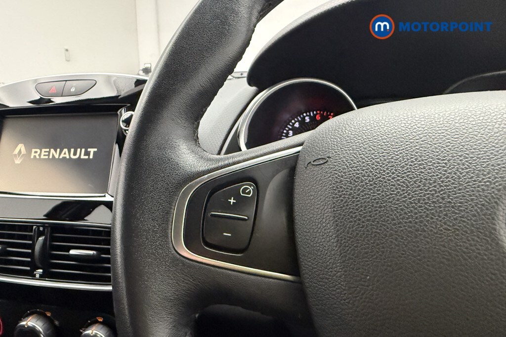 Used Renault Clio 2017 for sale - 77878495: Photo 15