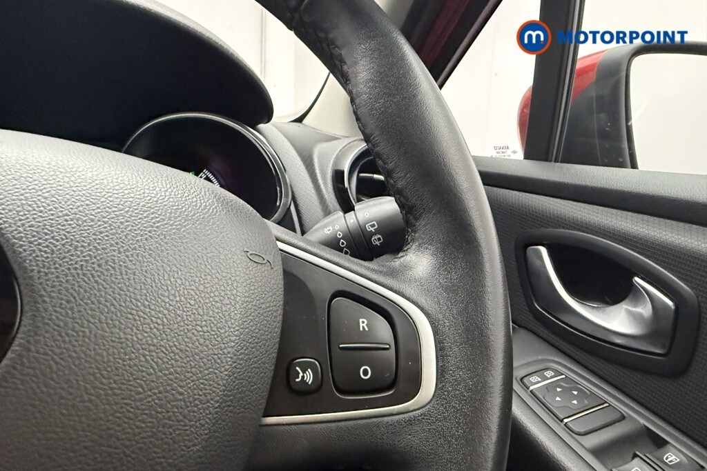 Used Renault Clio 2017 for sale - 77878495: Photo 16