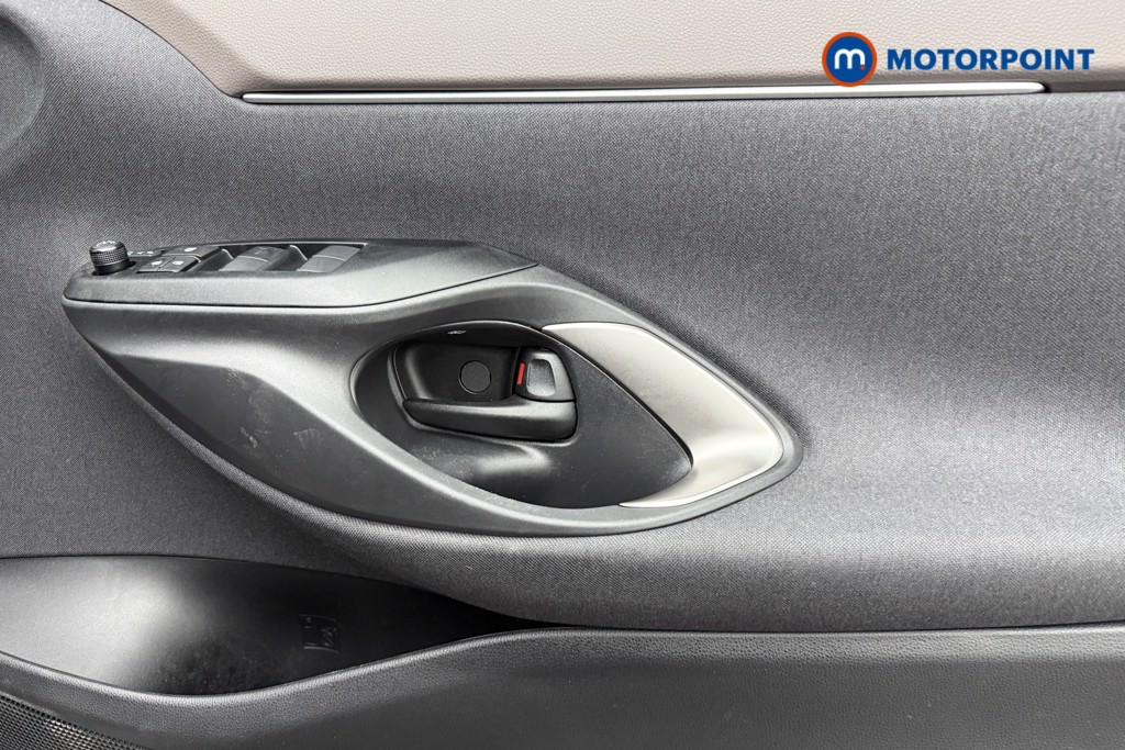 Used Toyota Yaris Cross 2024 for sale - 78067669: Photo 26