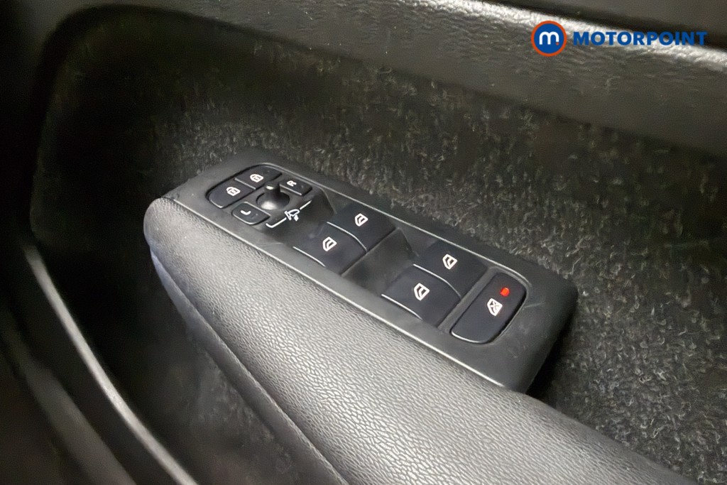 Used Volvo XC40 2021 for sale - 77152307: Photo 24