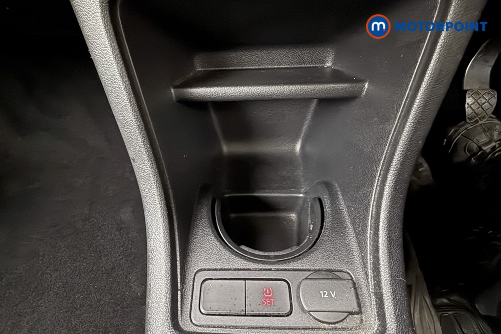 Used Volkswagen up! 2016 for sale - 77763936: Photo 16