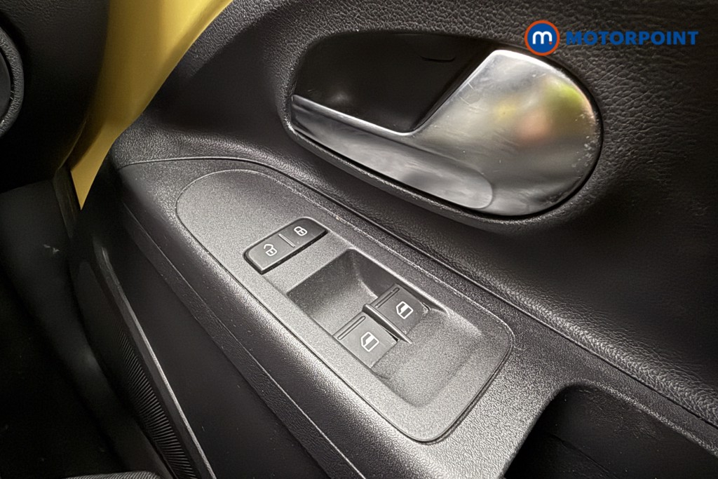 Used Volkswagen up! 2016 for sale - 77763936: Photo 17