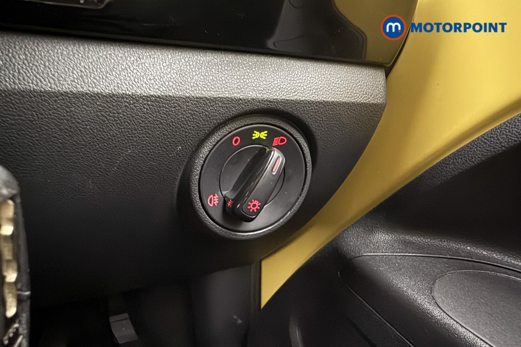 Used Volkswagen up! 2016 for sale - 77763936: Photo 18