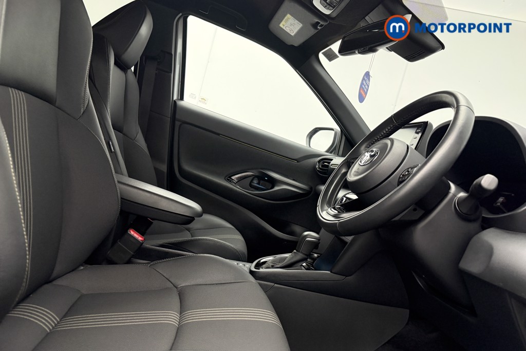 Used Toyota Yaris Cross 2022 for sale - 77125410: Photo 16