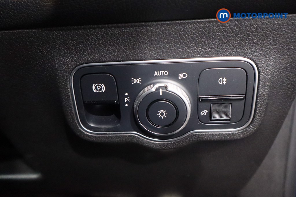 Used Mercedes-Benz GLB 2021 for sale - 77187219: Photo 28