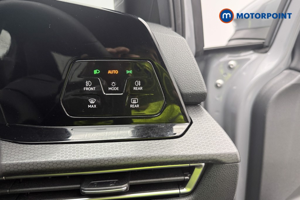 Used Volkswagen Golf 2021 for sale - 77125375: Photo 38