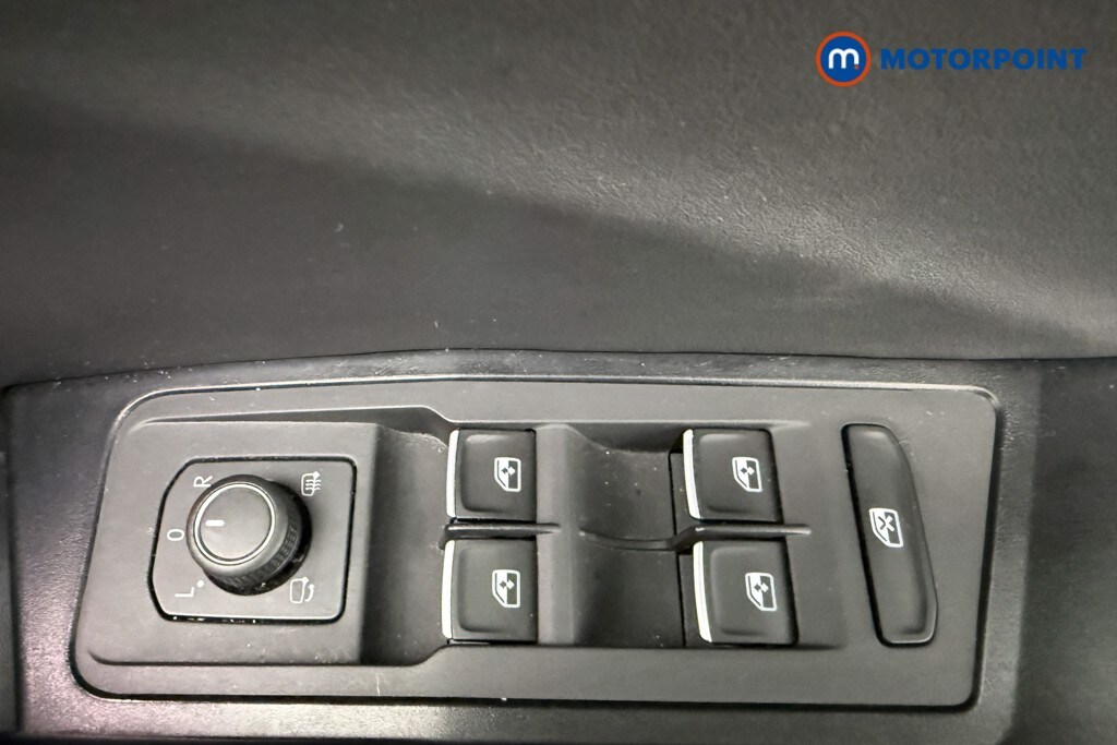 Used Volkswagen T-Roc 2021 for sale - 77570810: Photo 27