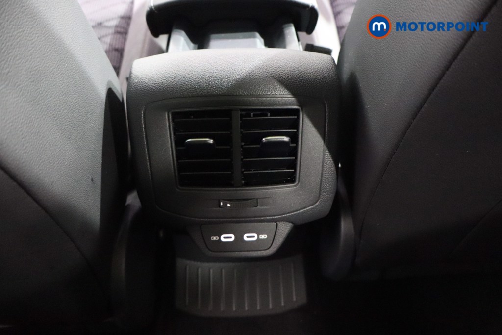 Used Volkswagen T-Roc 2025 for sale - 77407335: Photo 30