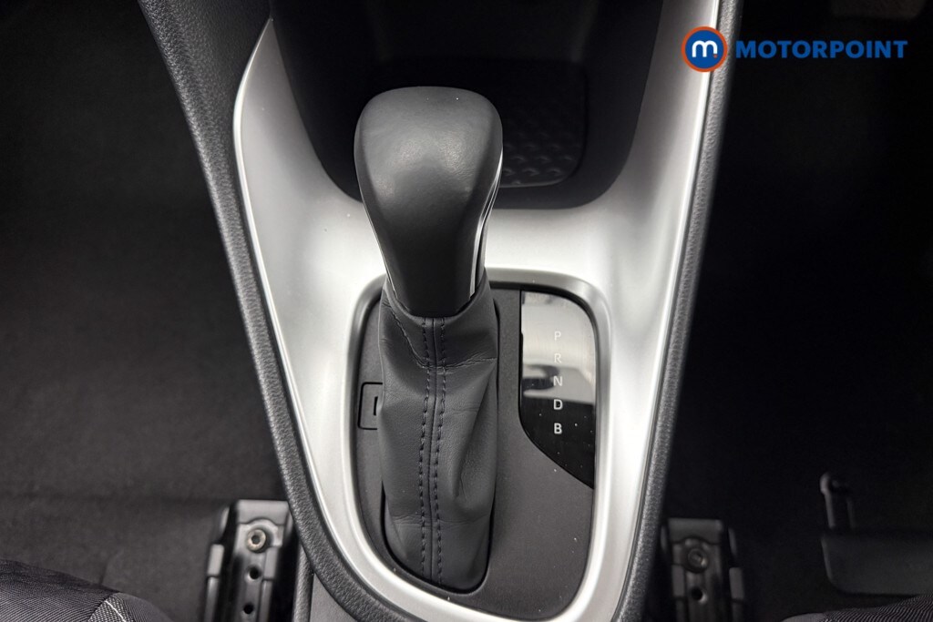 Used Toyota Yaris 2022 for sale - 76638320: Photo 14