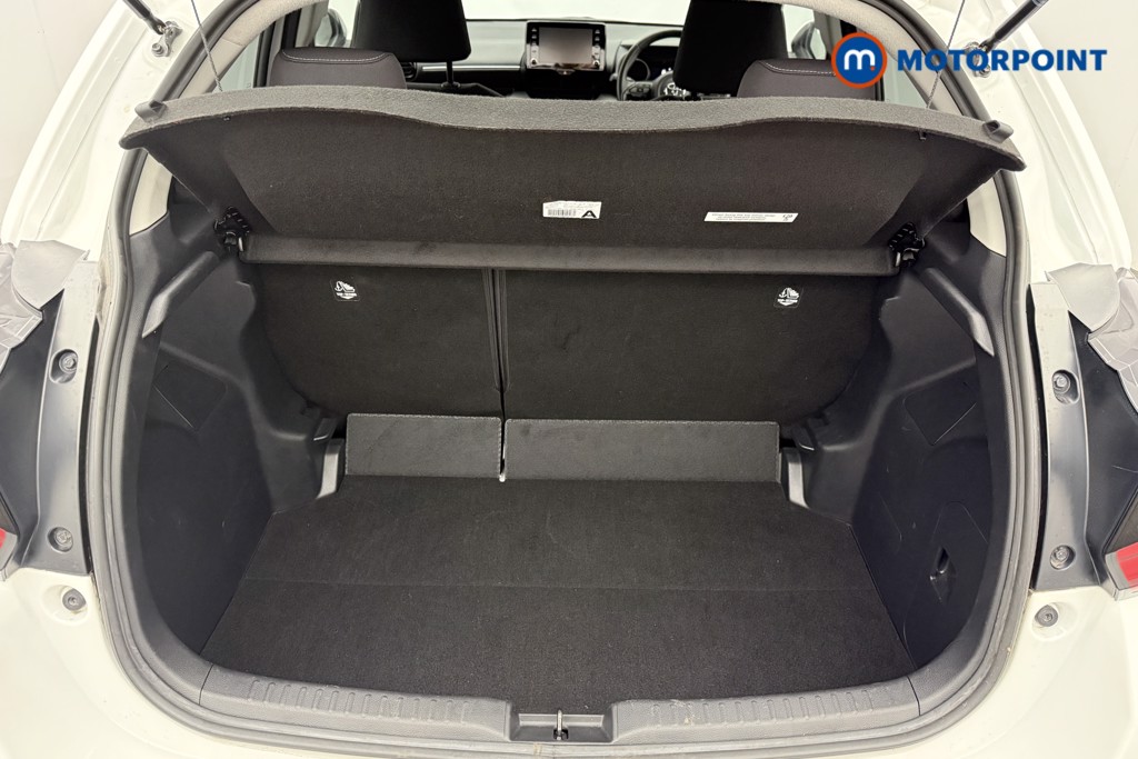 Used Toyota Yaris 2022 for sale - 76638320: Photo 27