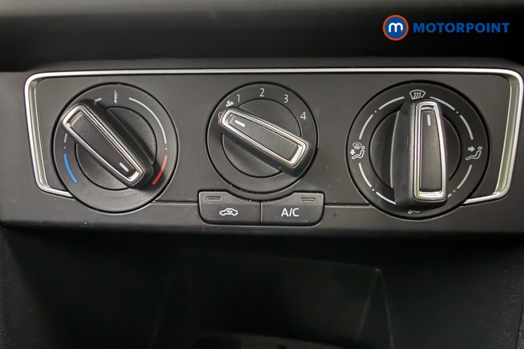 Used Volkswagen Polo 2016 for sale - 78081826: Photo 24