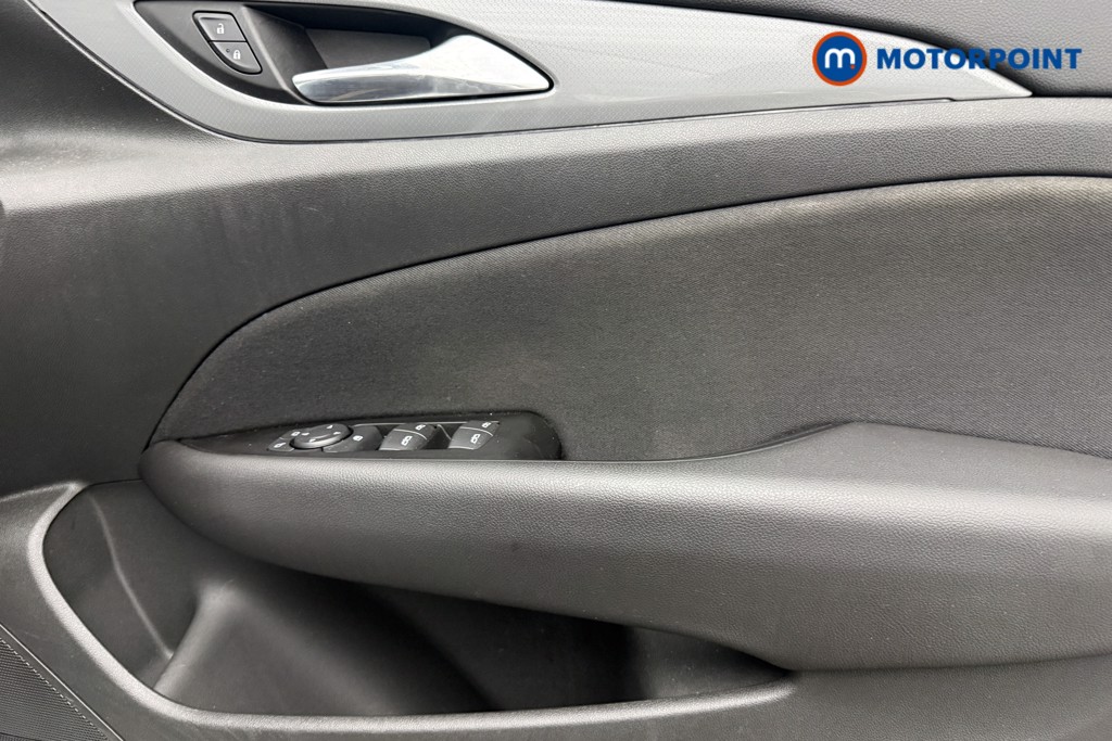 Used Vauxhall Insignia 2018 for sale - 77211210: Photo 25