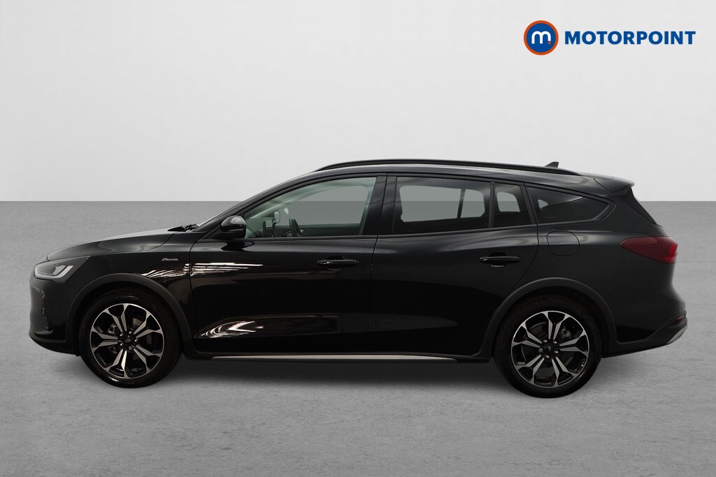 Used Ford Focus 2023 for sale - 76067899: Photo 4