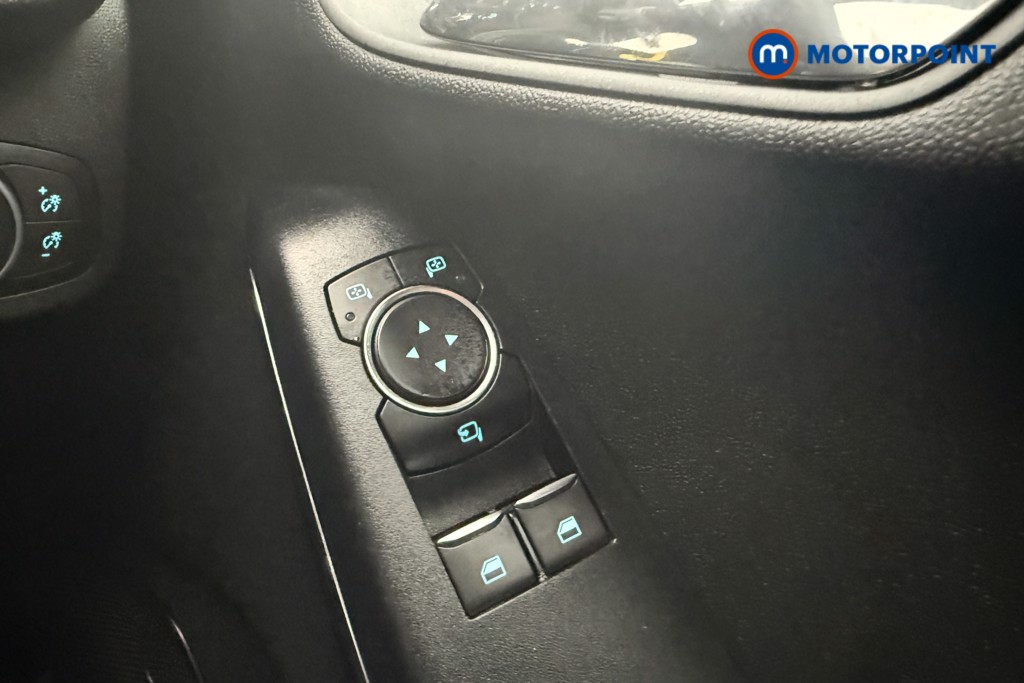 Used Ford Fiesta 2018 for sale - 77286466: Photo 24