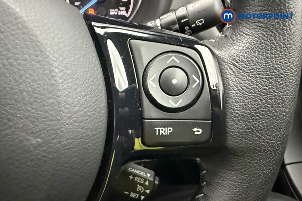 Used Toyota Yaris 2018 for sale - 75973155: Photo 29