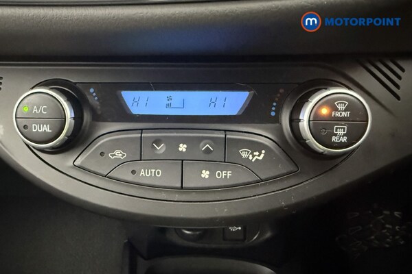 Used Toyota Yaris 2018 for sale - 75973155: Photo 34